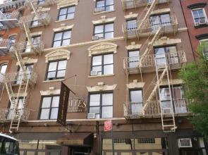 Off Soho Suites Hotel