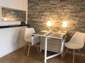 Central, Modern, Mit Großem Balkon Checkin123