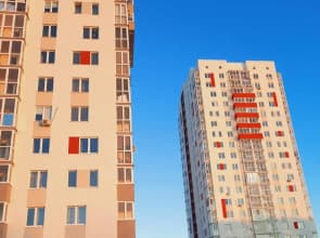 Apartments on 50 let Oktyabrya Street (5/1)