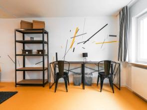 Nice and clean hostel room for 3 2C