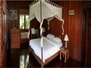 5BR Beachfront Villa Bangrak