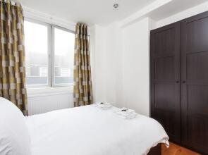 Spacious Apartment Berwick St &Oxford St