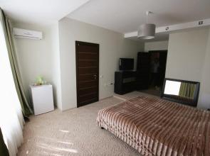 Mini hotel in Observatorniy