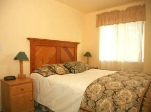 Bay Point On The Lake