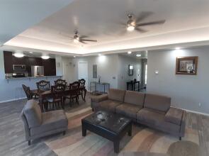 Private Bedroom Suite - Communal House near Integris Private