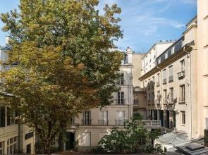 Rue Honore Chevalier - Two Bedroom Apartment