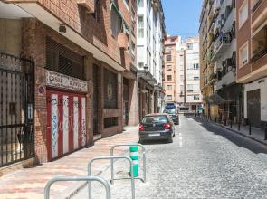 ApartUP Guimera Center