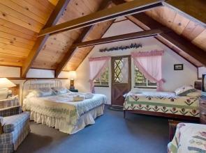 890 Candlewood Drive