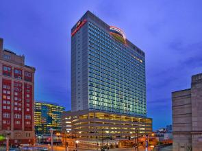 Crowne Plaza Kansas City Downtown by IHG