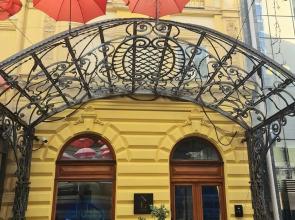 Natali luxury suites- mini rooms PARKING