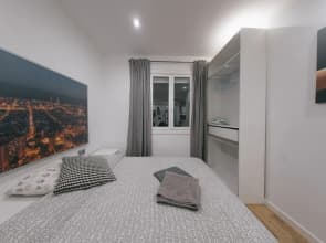 Apartamento junto Estadio y Fira