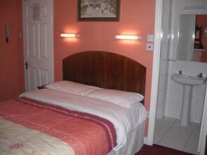 McElroy Budget Accommodation