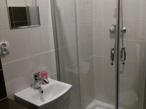 Business Apartments 1