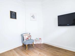 Luxury Apartment in Paris-Champs Elysées