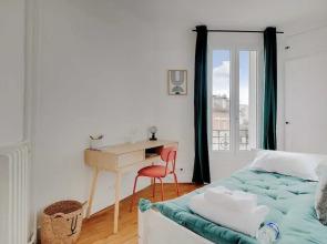 Cozy Apartment 2bdr/4p - in the Heart of Suresnes