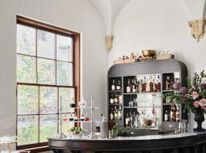 Commodore Perry Estate, Auberge Collection