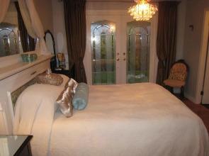 Donna's Bed & Breakfast