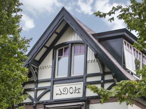 Zenzez Hotel & Lounge