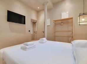 Elegant Home - 5bd/12p - Heart of 'Le Marais'