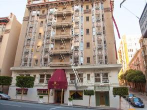 Executive Hotel Vintage Court