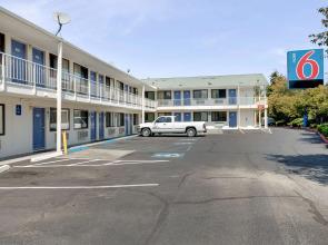 Motel 6 Bellingham, WA