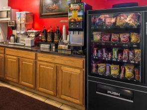 Super 8 By Wyndham Sheridan