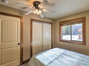 Columbia Falls Private Retreat: Pool Table & Deck!