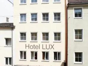 Hotel Lux