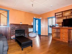 Old School Cool Near the Beach