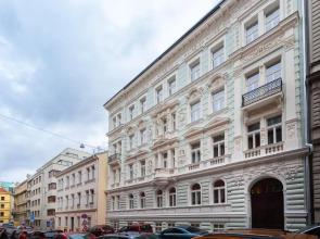 COZY&QUIET apartment with A/C in city centre