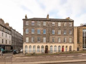 George Square Apartment - Heart of Old Town/University