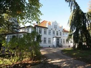 Herrenhaus Hohewarte