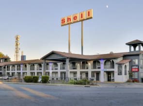 Crossroads Inn