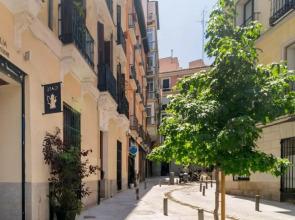 Caprichoso Loft junto Teatro Real - Madrid Centro by Batuecas