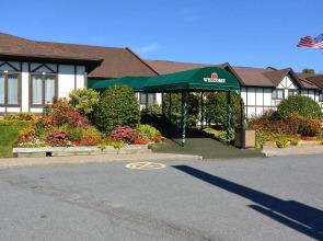 McIntosh Country Inn & Conference Centre in Canada