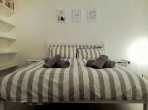 Charming Euston Apartments