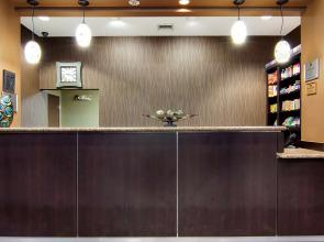 Best Western Plus Seawall Inn & Suites By The Beach