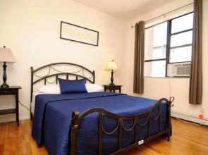 Brooklyn Deluxe Suite Apartments