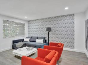 Biscayne deluxe private house 4br2bath free parking garden BBQ