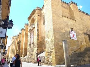 Apartamento Un Rincón en La Mezquita Catedral de Córdoba