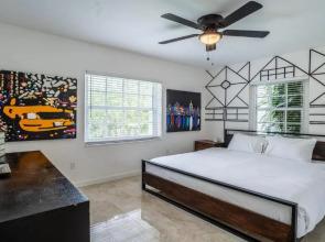 Designers Den Creative Space Garden and Parking