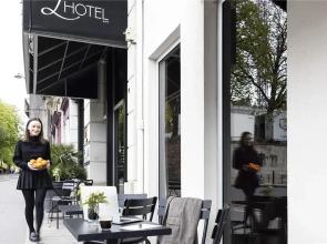 L'Hôtel - Face au Château