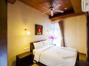 Pratumnak Regal Villa