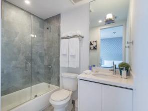 VHC Luxury Apartments 538 Apt #301