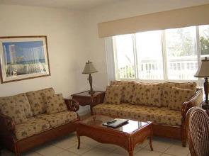 Berkshire Beach Club