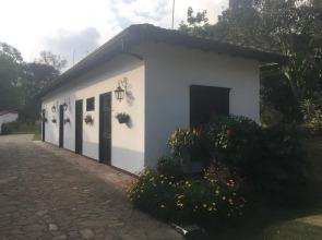 Hotel Hacienda El Roble