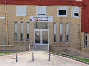 Albergue de Peregrinos San Cipriano - Hostel