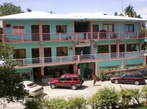 Lehns Hotel & Apartments