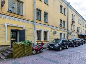 Travelto Italyanskaya