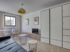 Superb Apartment Near The Bassin De La Villette